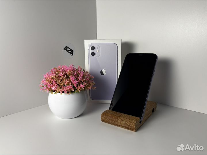iPhone 11, 64 ГБ