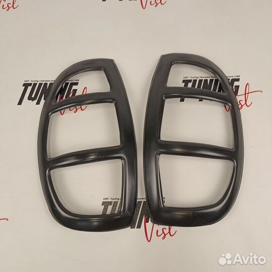 Chevrolet Niva - Накладки на задние фонари нзф