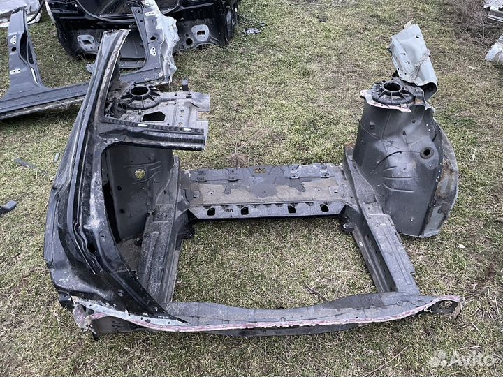 Mercedes-Benz W222 Крыло заднее левое