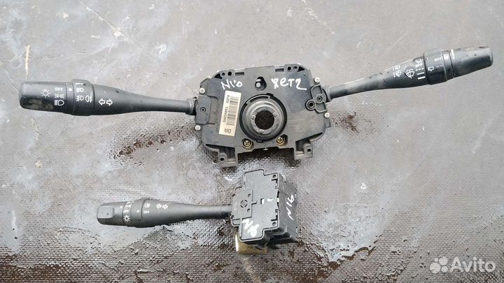 Подрулевой переключатель Ниссан Альмера N16