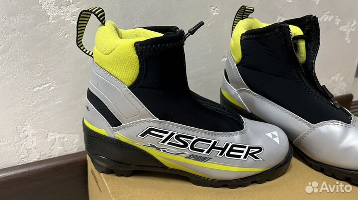 Лыжные ботинки fisher
