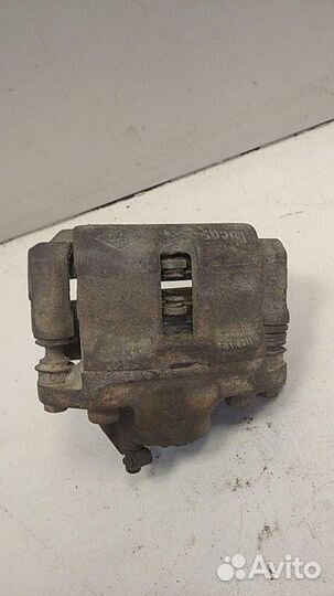 Суппорт передний левый Renault Clio