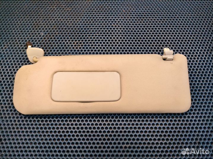 Козырёк солнцезащитный левый Toyota alphard 1