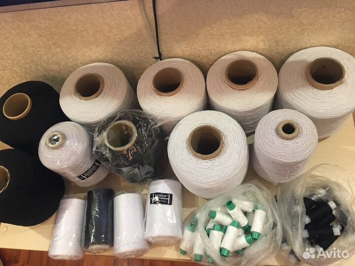 Резинка,нитки