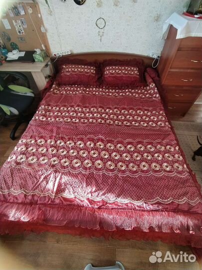 Покрывало с наволочками