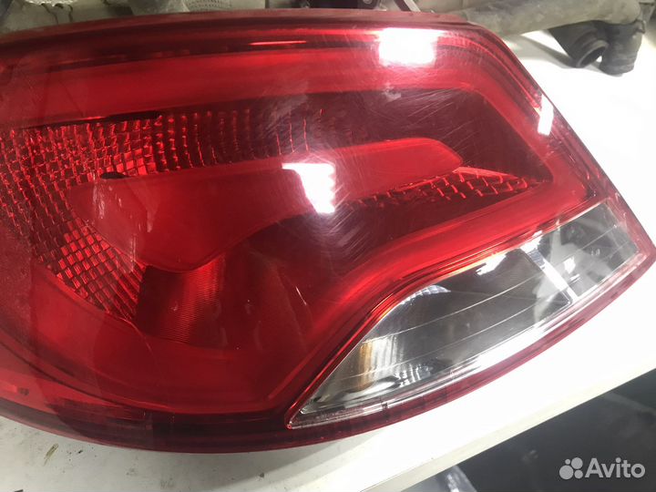 Задняя левая фара Hyundai Solaris