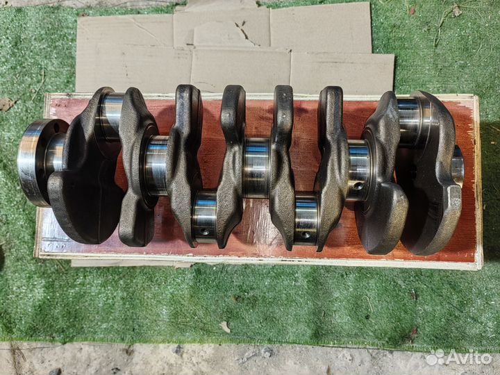 Коленвал Audi q5 cdnc 2012 год