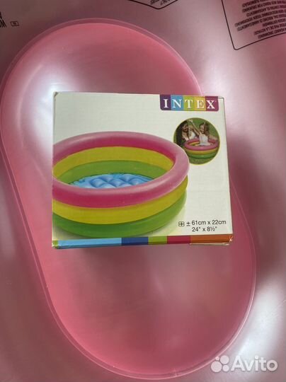 Детский надувной бассейн новый