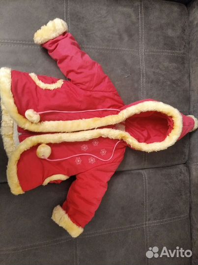 Курточка на девочку