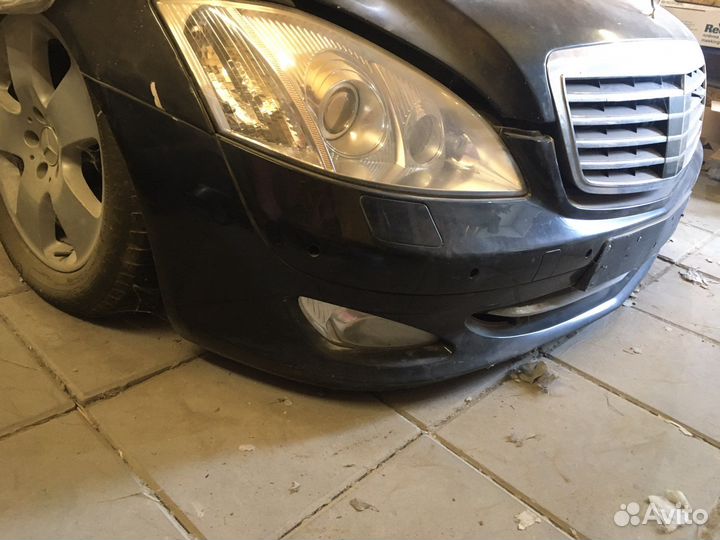 Бампер передний на мерседес w221