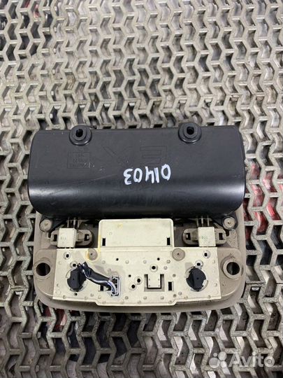 Фонарь салона (плафон) Honda Accord