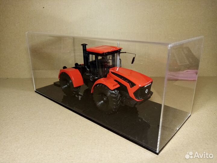 Макет трактора кировец К-7М