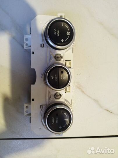 Блок управления печки/климат-контроля Mazda 6 GG