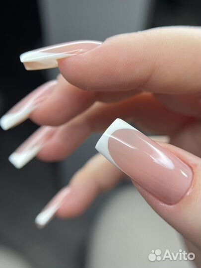 Услуги маникюра