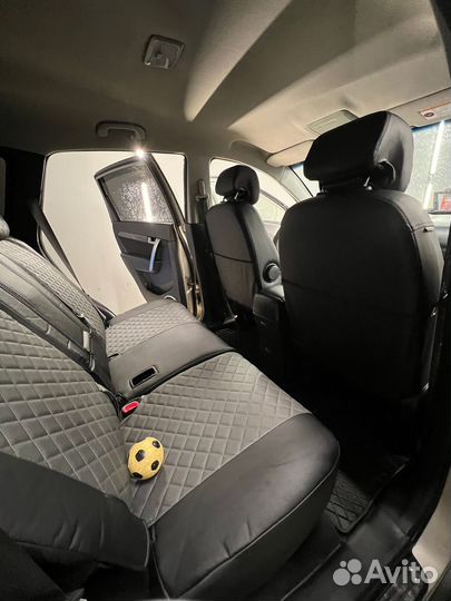 Чехлы на Chevrolet Captiva