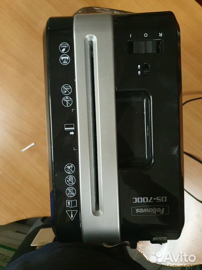 Шредер Fellowes ds-700c