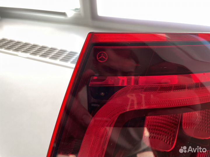 Задний фонарь Mercedes GLC правый (оригинал, США)