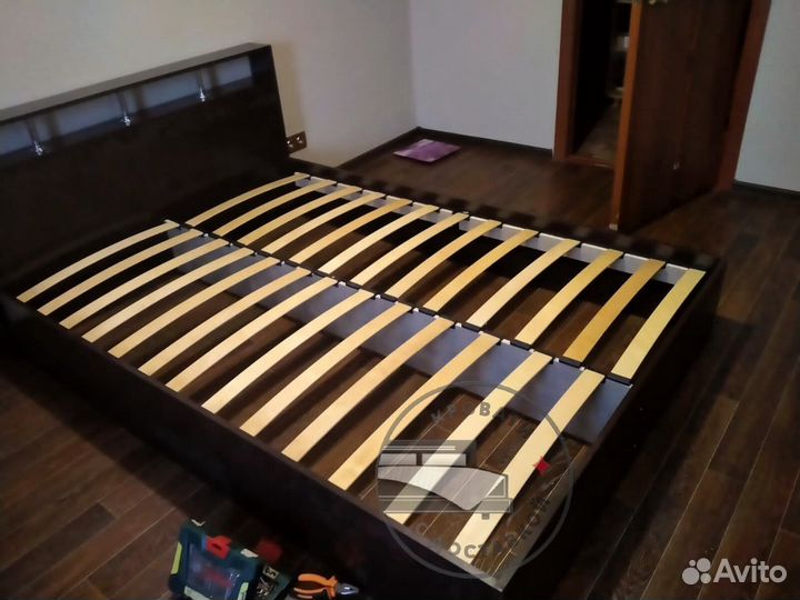 Кровать двухспальная 180 200