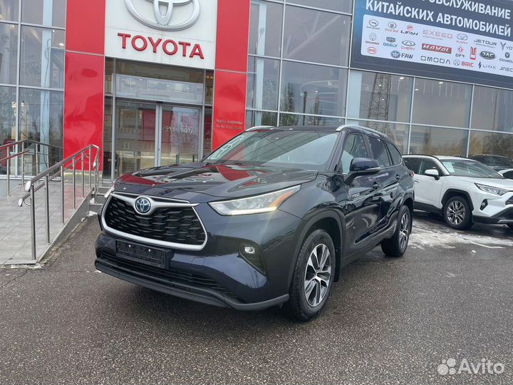 Toyota Highlander 2.5 AT, 2023
