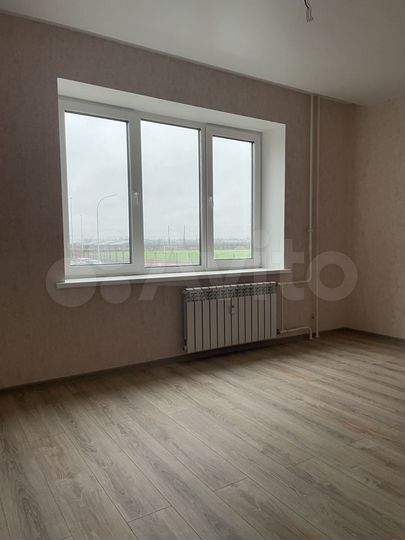 2-к. квартира, 60 м², 1/17 эт.