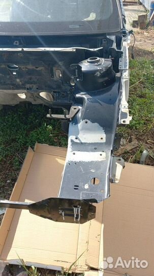 Лонжерон передний левый (четверть) б/у для Ford Mo