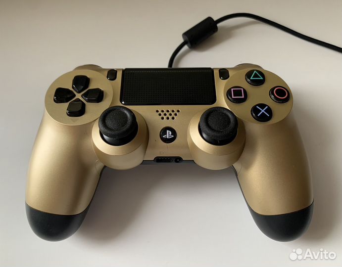 Геймпад DualShock 4 для PlayStation 4 золотой