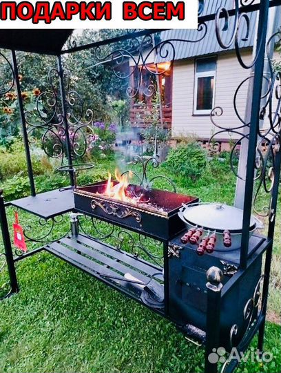 Мангал с крышей