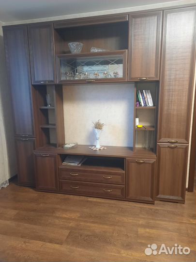 Стенка бу высота 223