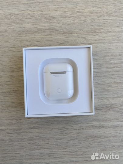 Беспроводные наушники Apple Airpods