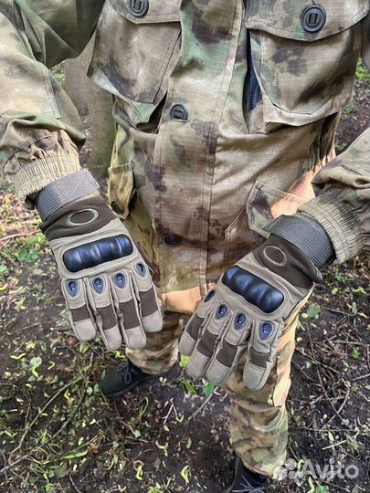 Набор военной формы и аксессуаров