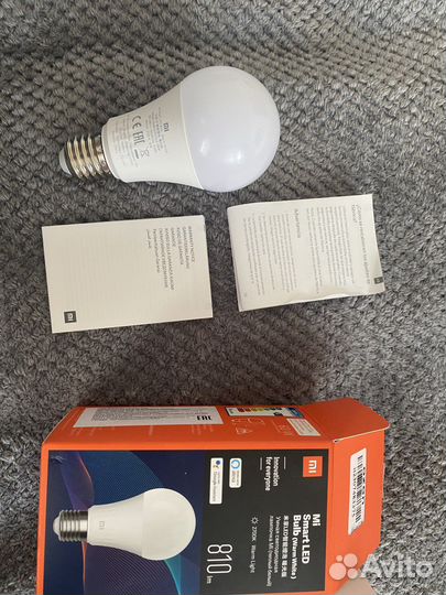 Умная светодиодная лампочка