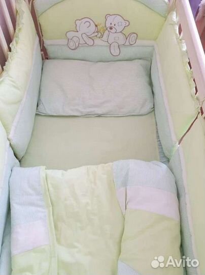 Комплект в детскую кроватку