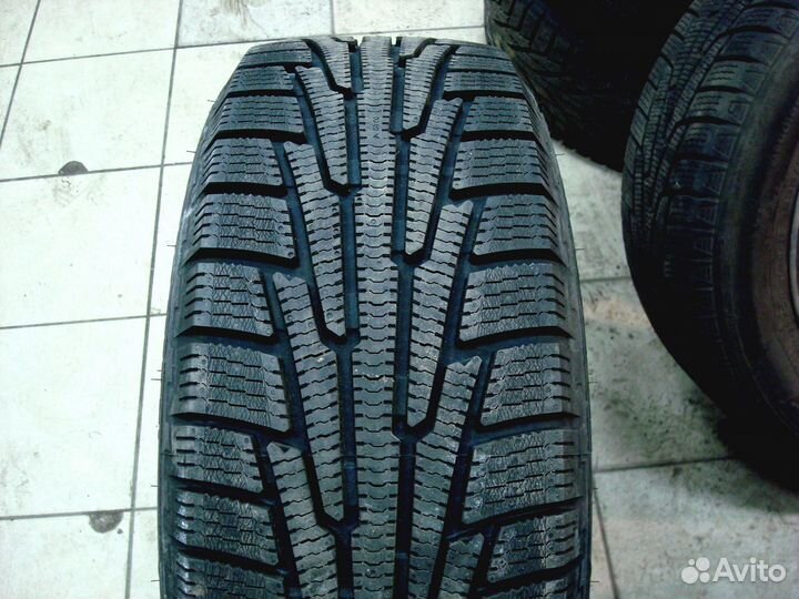 Nokian Tyres Nordman RS2 SUV 215/65 R16 122