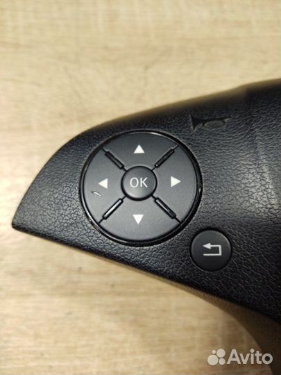 Подушка безопасности в руль Mercedes-Benz C-Class