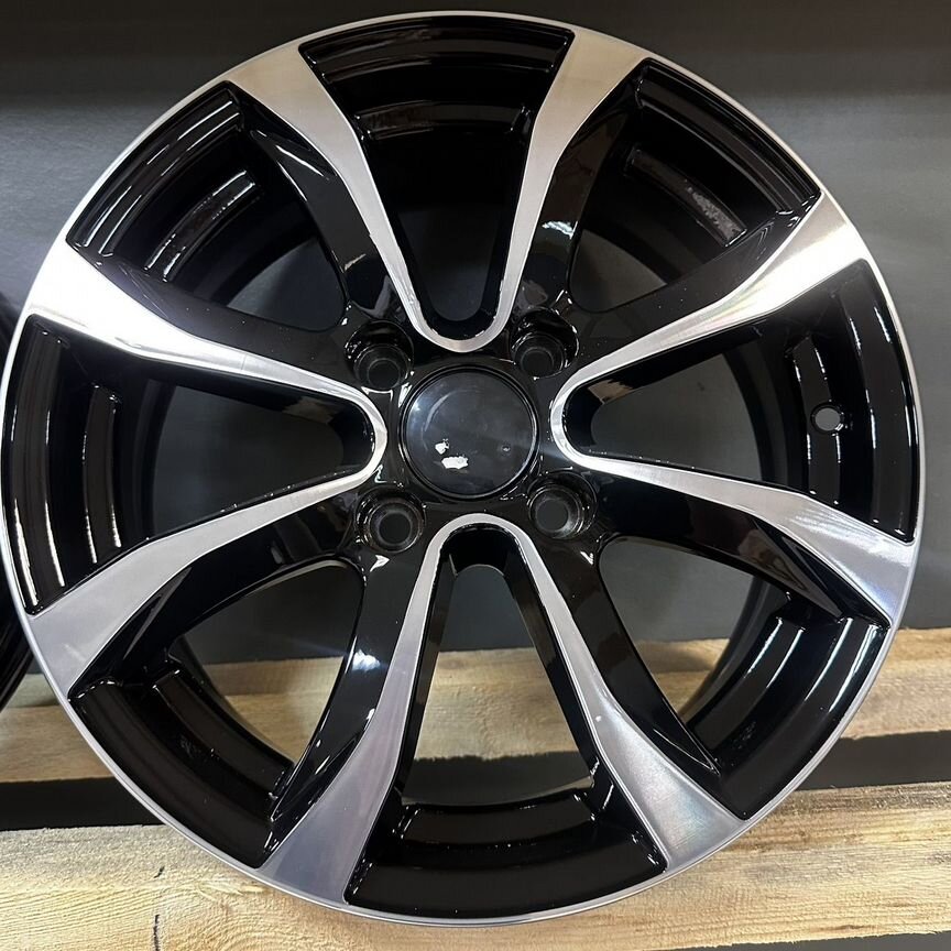 Литые диски Carwel Омикрон 110 6×R15 4×108