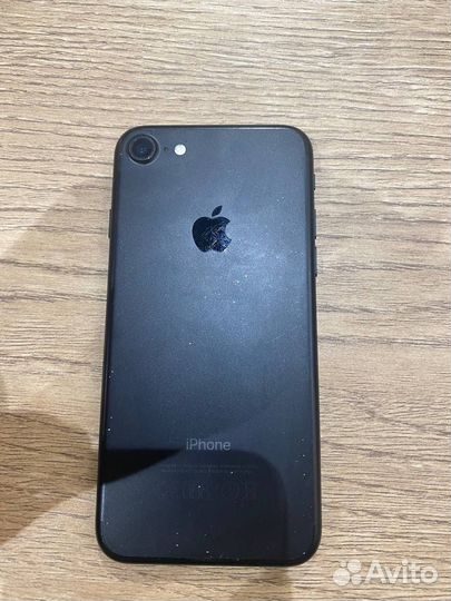 iPhone 7, 32 ГБ