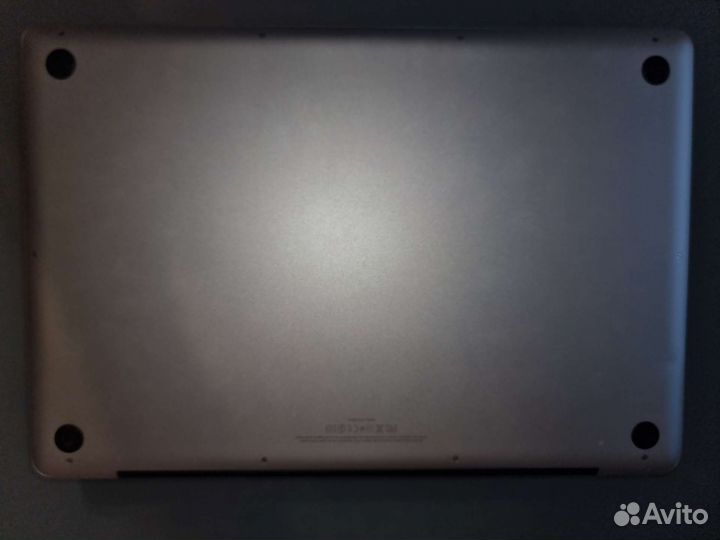 Apple MacBook Pro 17 2011