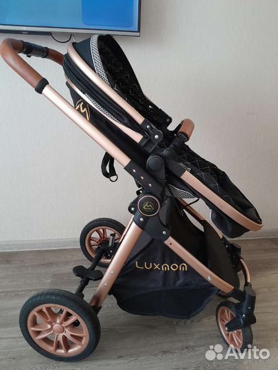 Коляска 2 в 1 luxmom V9 (черная)