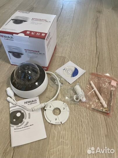 Купольная IP-камера с Wi-Fi HiWatch