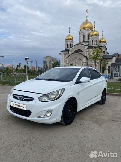 Hyundai Solaris 1.6 AT, 2013, 135 000 км