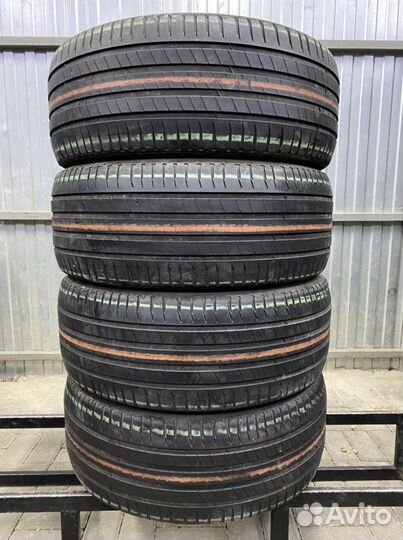 Michelin Latitude Sport 3 Acoustic​ 235/50 R19