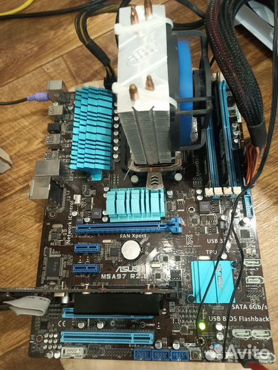 Материнская плата