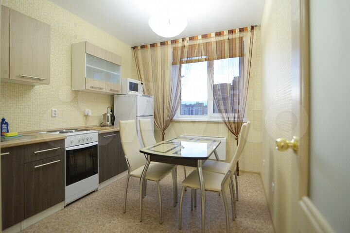 2-к. квартира, 63 м², 16/17 эт.