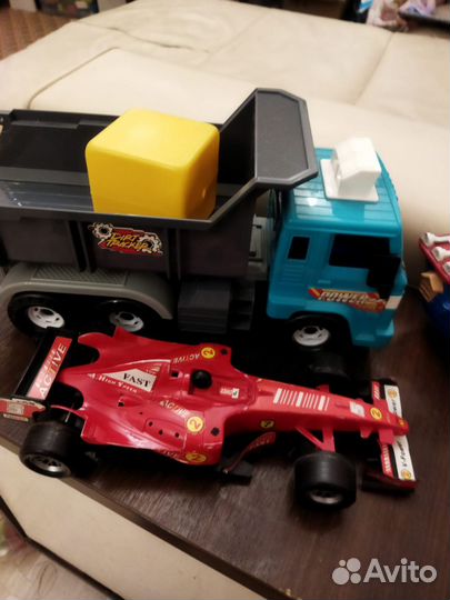 Набор машинок