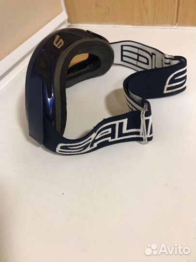 Горнолыжные очки женские и мужские и аксессуары