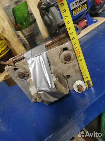 Замок гаражный