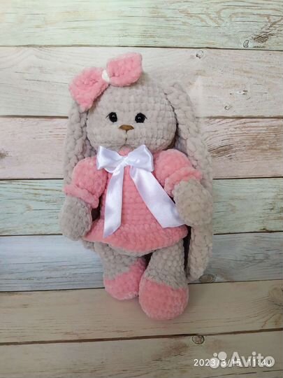 Плюшевые вязаные зайчики, медвежата амигуруми