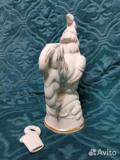 Кувшин фарфоровый 