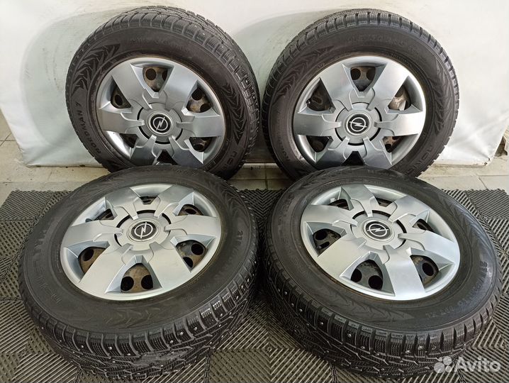 R16 Nokian Tyres Nordman 7 215/60, PCD 5x110 DIA 65.1