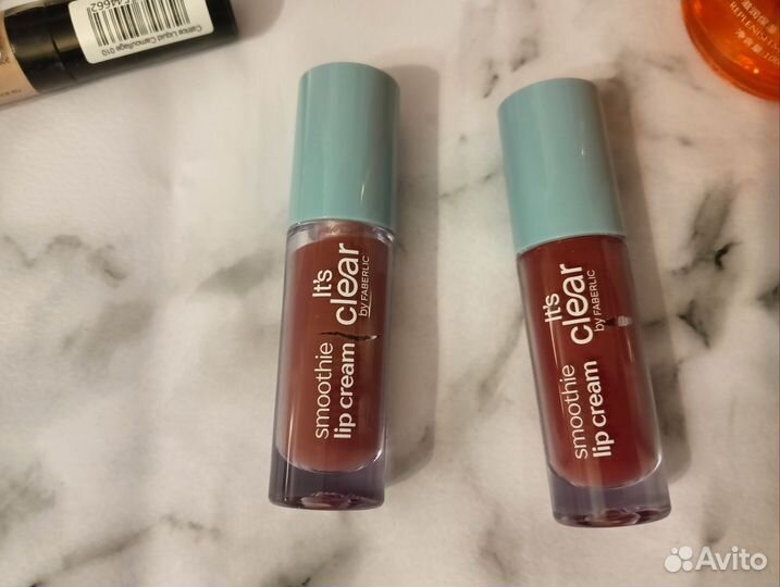 Набор косметики уход и декоративная 12 средств